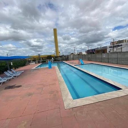 Apto Para Ate 4 Pessoas,Otima Localizacao, Area De Lazer Com Conveniencia E Piscina Para Crianca Petrolina Exterior photo